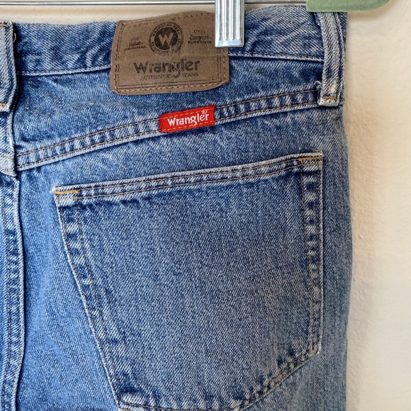 33x32 worn in cowboy Wranglers. Wear and tear. - Picture 6 of 10